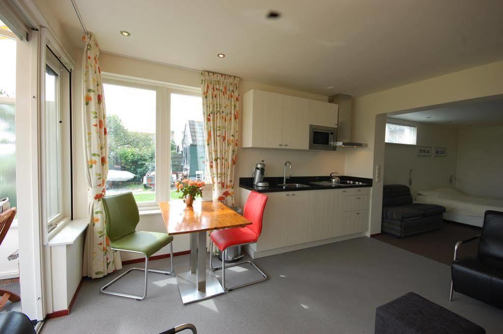 The Sunset Apartments Hollum  Extérieur photo